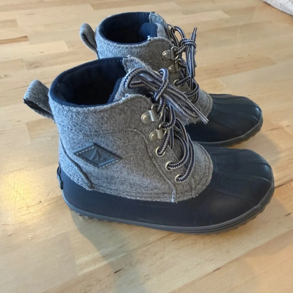 Sperry Kids Port Duck Boots Navy Blue Grey Wool Lace Up STL263608 Size 11M